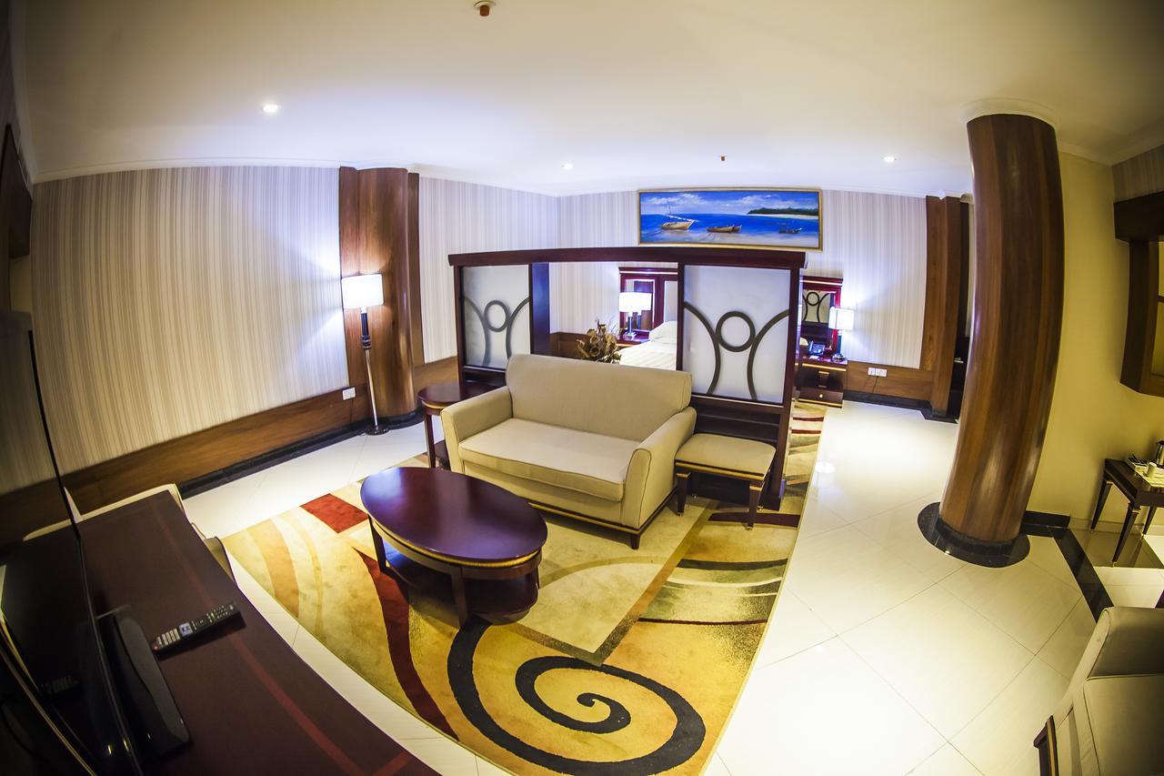 Peacock Hotel Νταρ ες Σαλάμ Εξωτερικό φωτογραφία